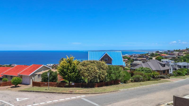 5 Bedroom Property for Sale in Dana Bay Western Cape